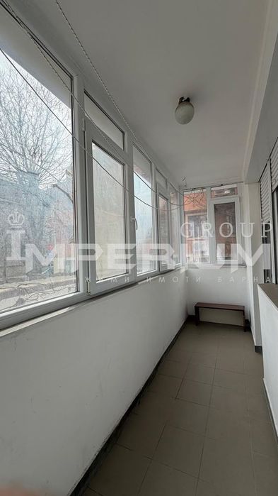 ГОЛЯМ Тристаен апартамент под наем в централната част на гр. Варна