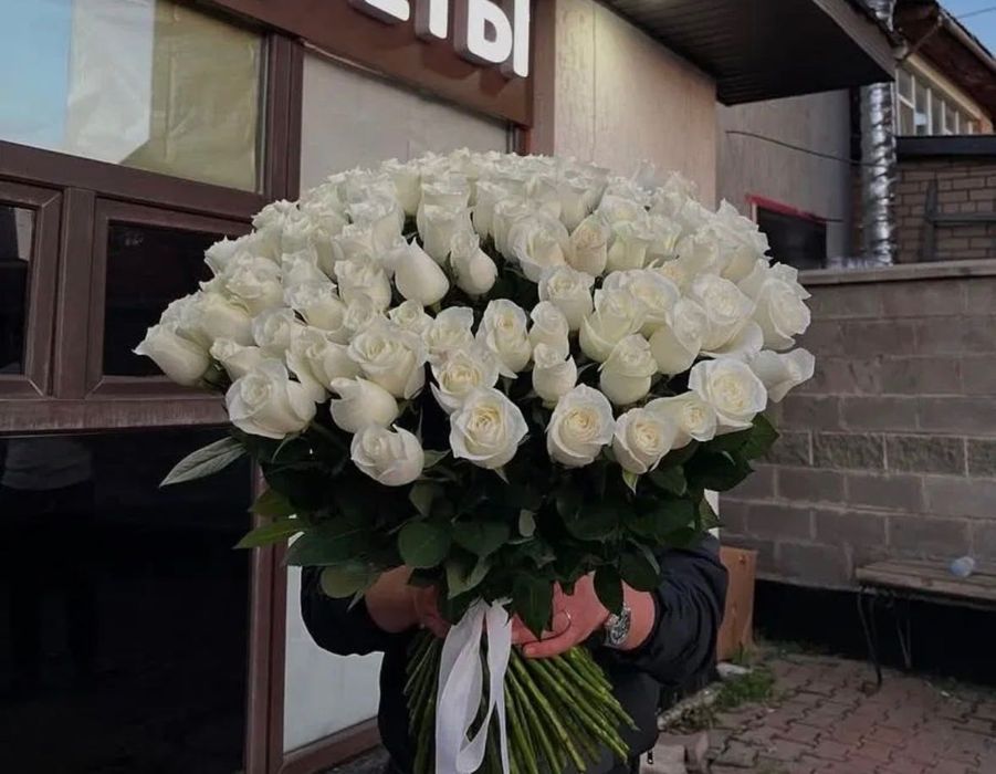 Цветы букеты 101 роза