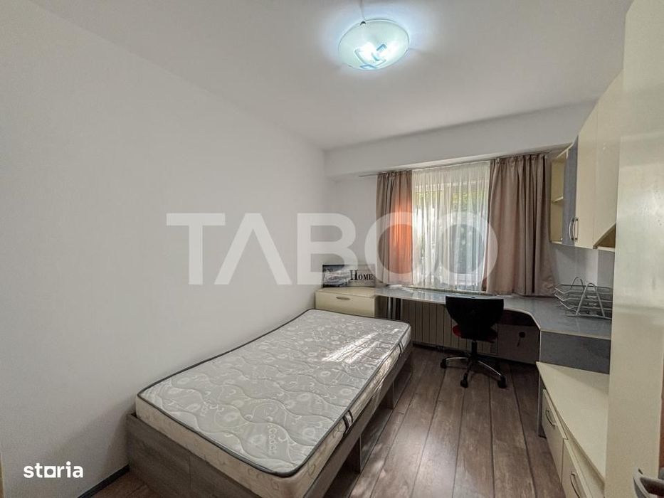Apartament 4 camere de inchiriat in Piata Cipariu Centru