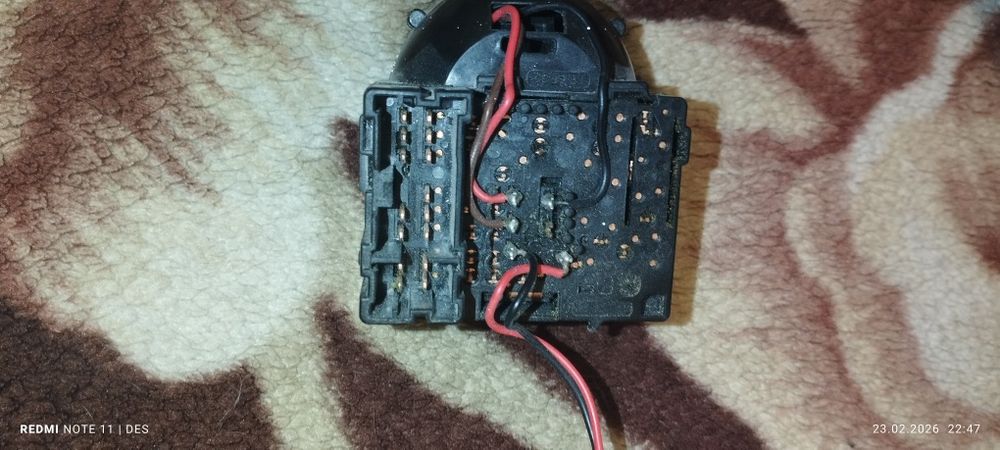 Продам подрулевой переключатель света на дастер