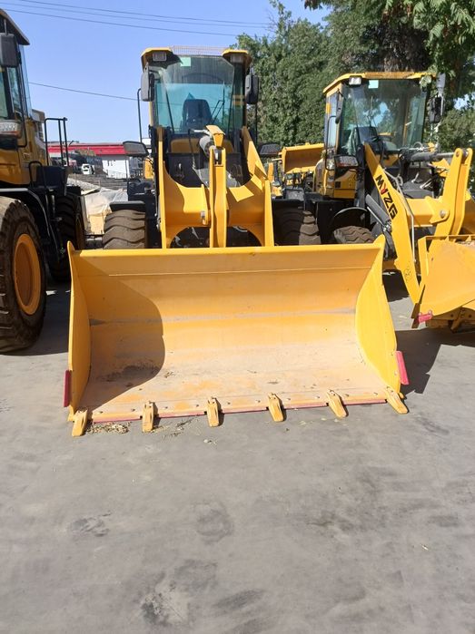 фронтальный погрузчик frontalni pagruzchik 13000