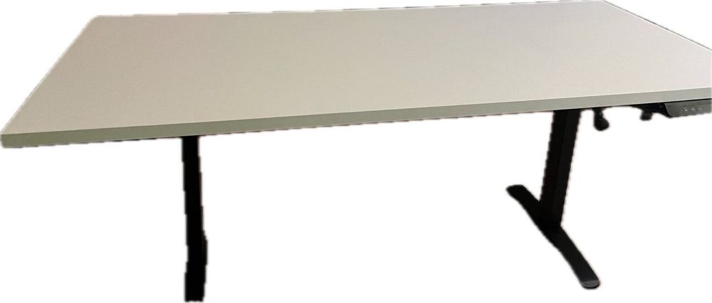 Електрическо бюро | 180cm x 75cm | Custom Made