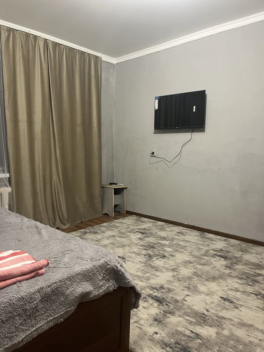 Сдам 1 комнатные квартиры в центре (ЦУМ)