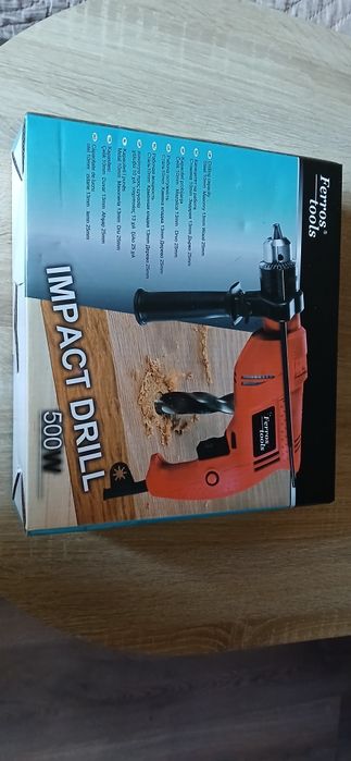 Стойка за монтаж на телевизор