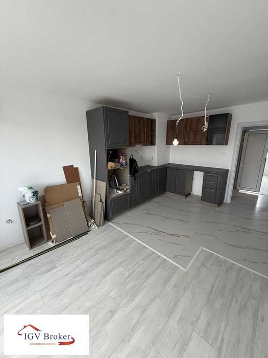 Продава се Двустаен апартамент в Бургас, Славейков - 64 кв.м за 1116 €/кв.м - Снимка #1