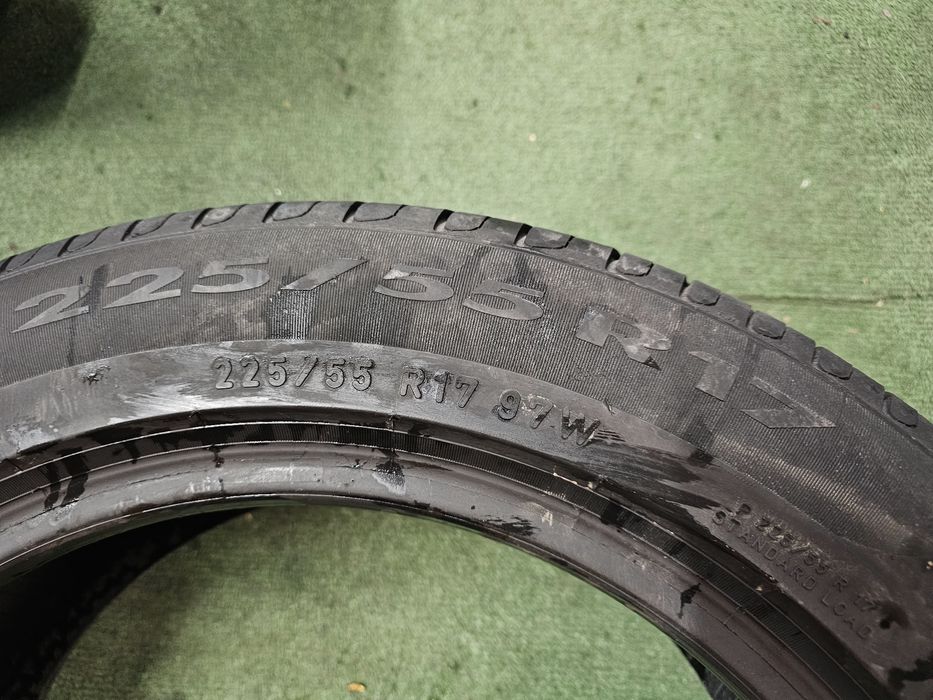 225 55 17 vara pirelli