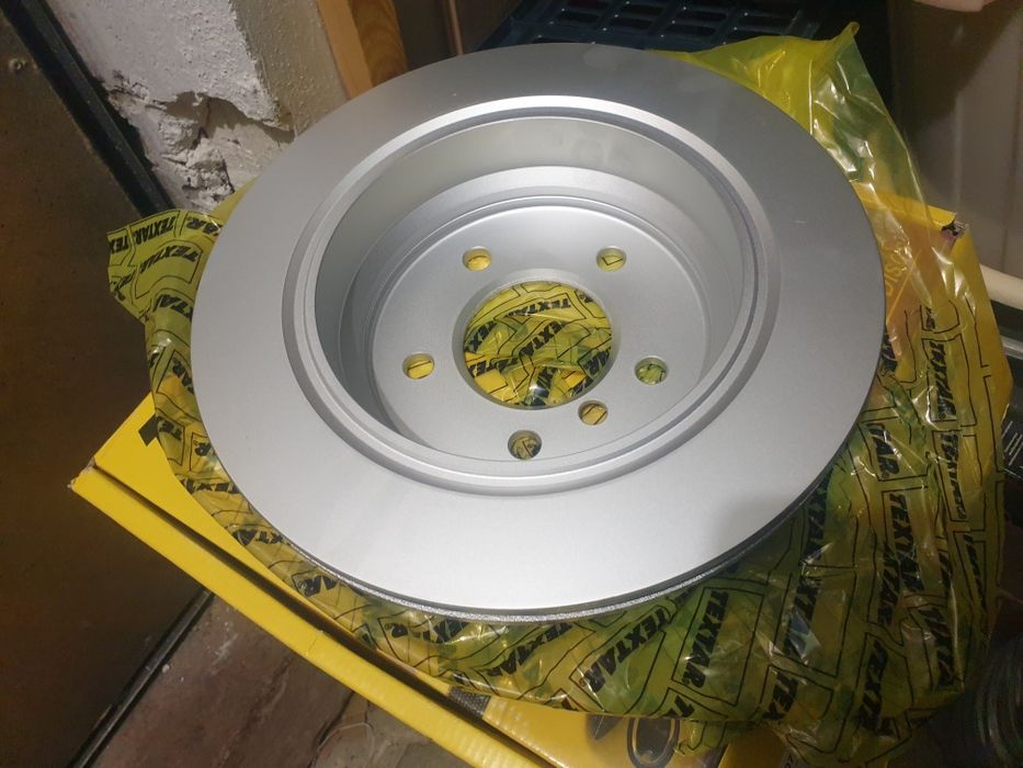 Задние тормозные диски бмв е39М