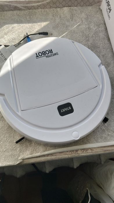 Продаю Робот -пылесос