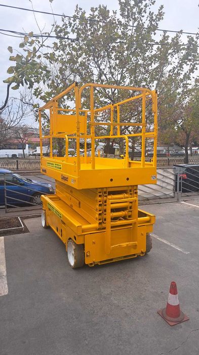 Vand nacela foarfeca electrica 12 m Haulotte Compact 12
(Genie, 
 JLG)