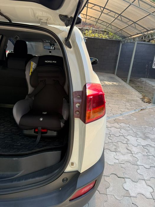 Toyota RAV4 2014 года