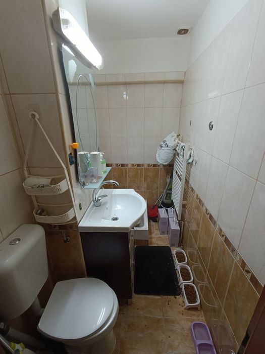 Apartament 4 camere Sărari.