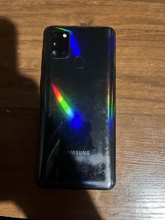 Самсунг А21. Память 32 гб.