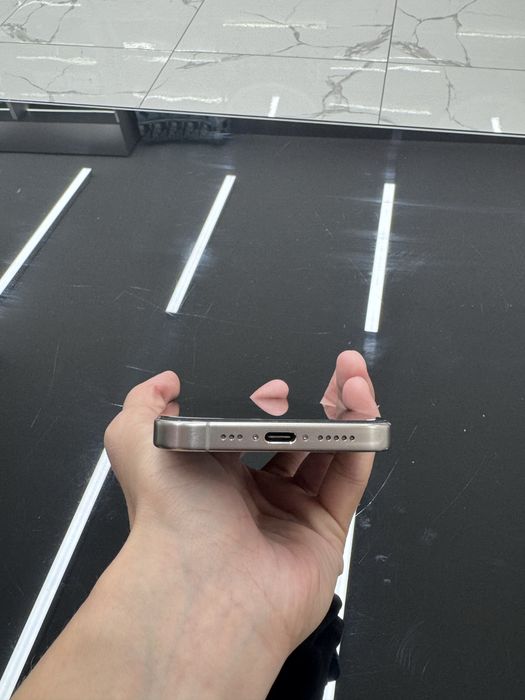 iPhone 15 pro | 256 gb | серый