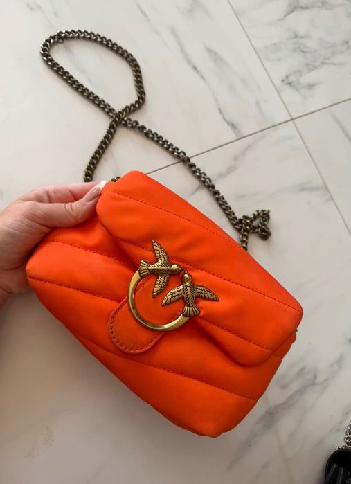 Оранжева чанта Pinko