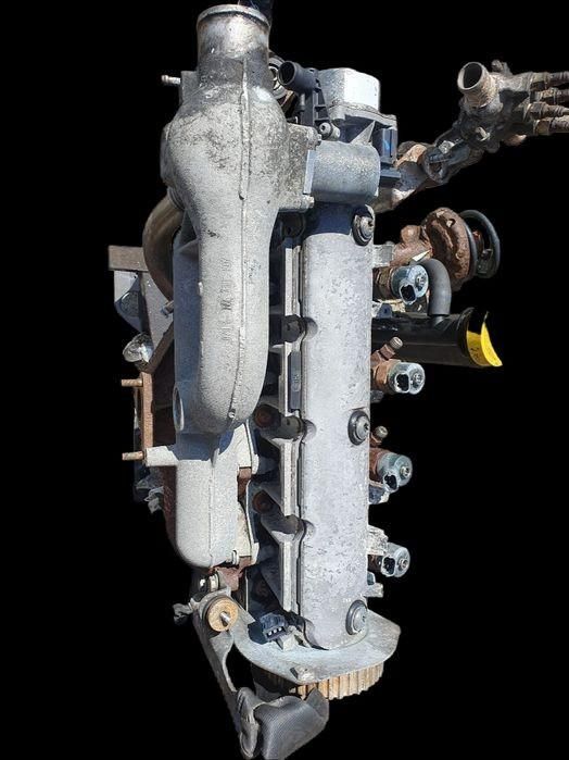 Motor complet cu sistem de injectie Opel Vivaro 1.9 dci cdti 74 Kw 101