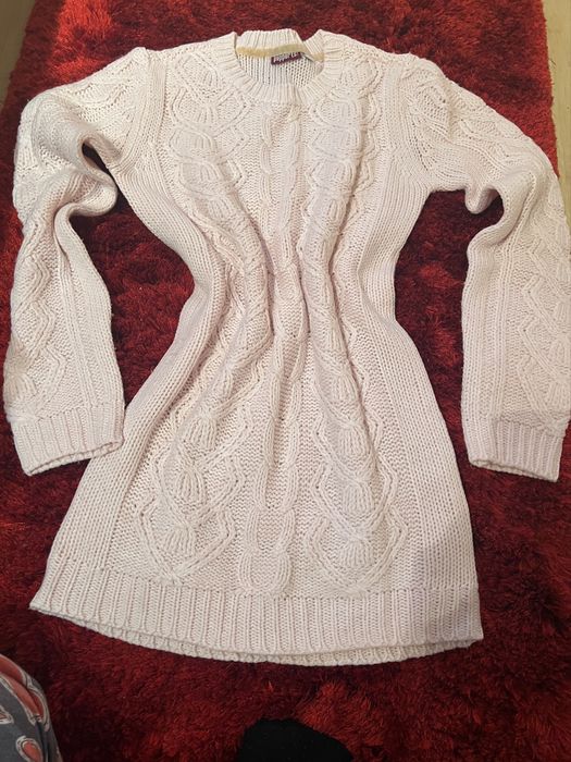 Bluza de iarna, NOUA, marimea 36, roz deschis