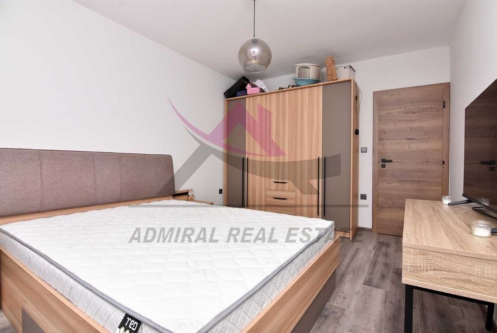 Продава се Тристаен апартамент в Варна, Възраждане 3 - 80 кв.м за 2563 €/кв.м - Снимка #3