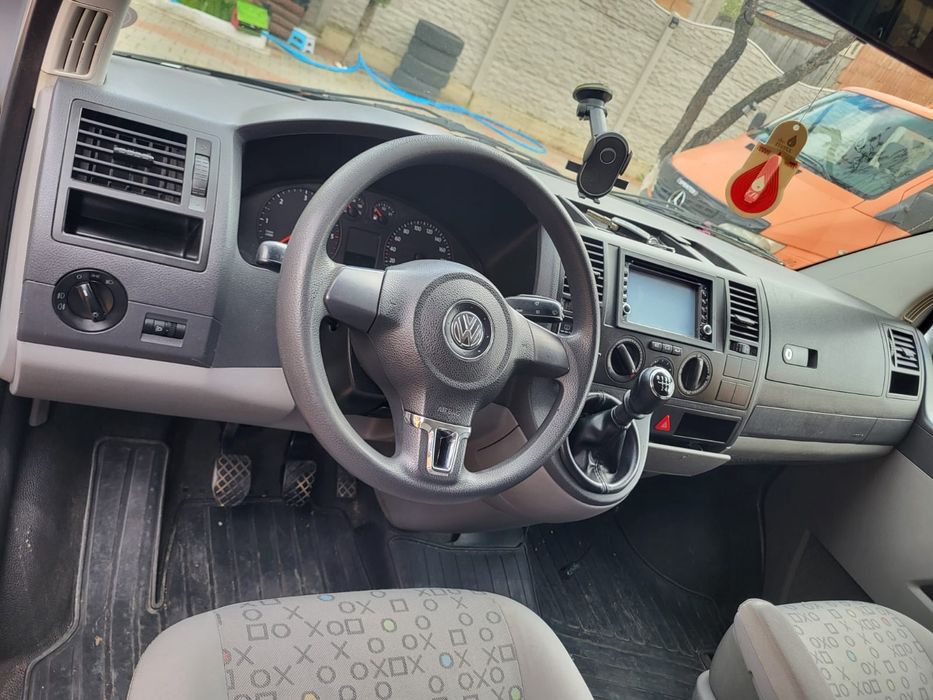 Vw t5 transporter