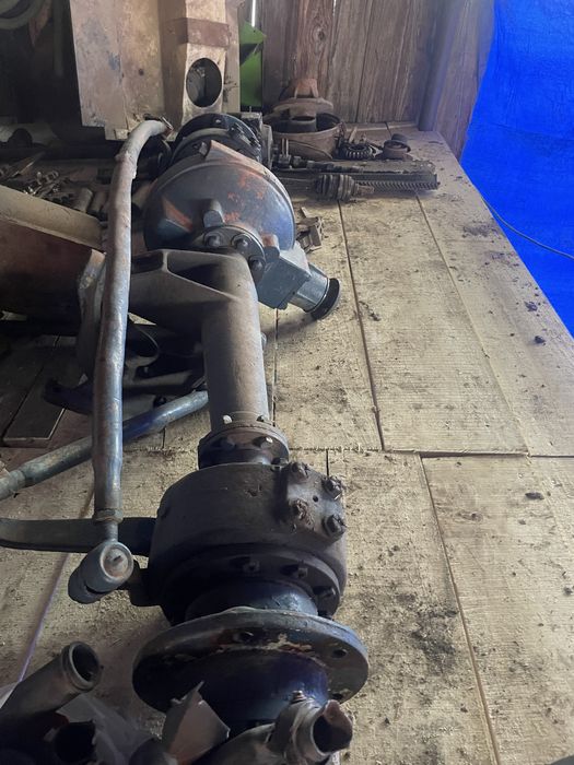 Vând față tractor u651