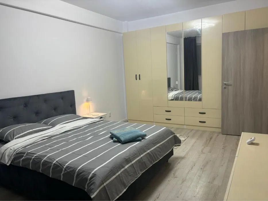 Inchiriez garsoniera lux parter in regim hotelier cu parcare gratuita