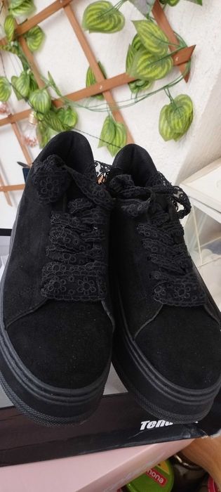Велурени спортно-елегантни обувки