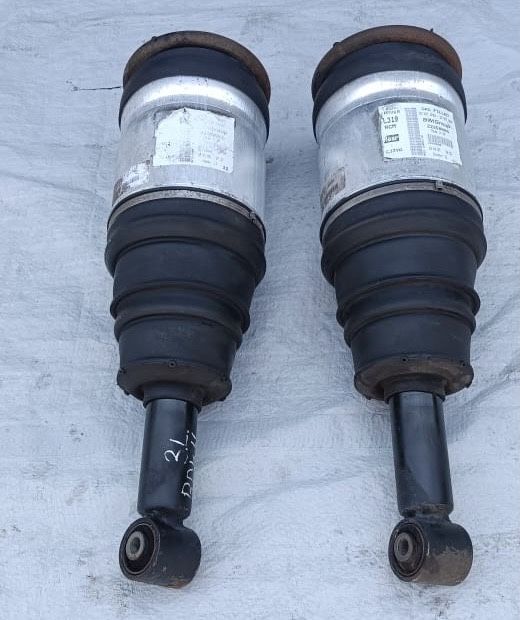 Амортизаторы Land Rover Discovery-4.