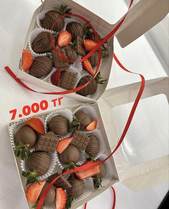 Клубника в коробке