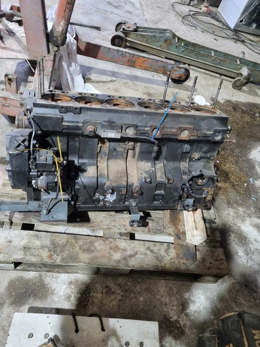 Piese motor combina/tractor SisuDiesel 84CTA-4V — poza 2