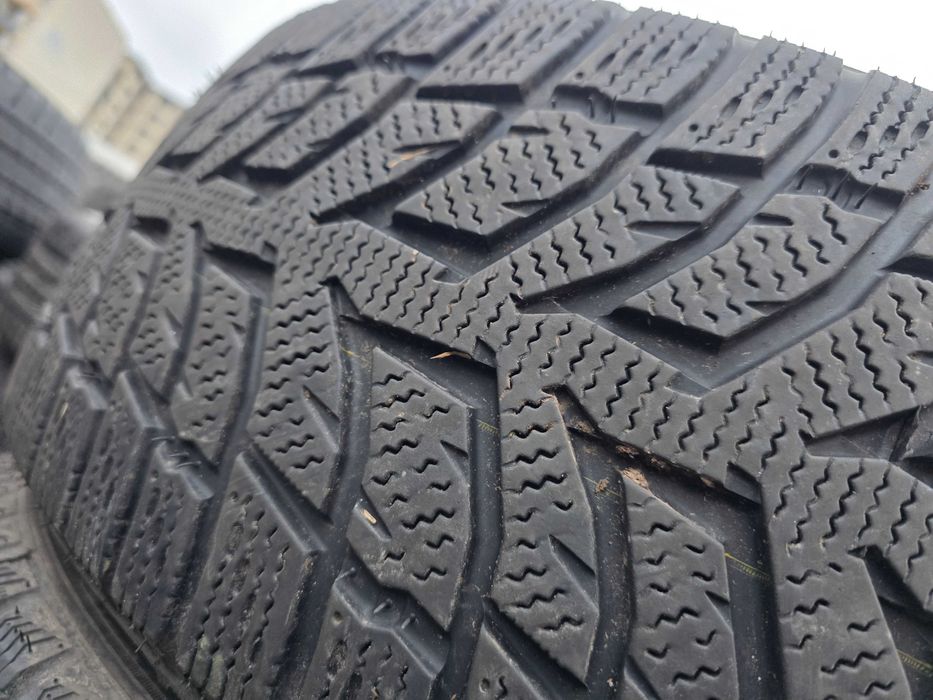 2бр Зимни гуми 215 55 17 - Berlin - DOT 2024