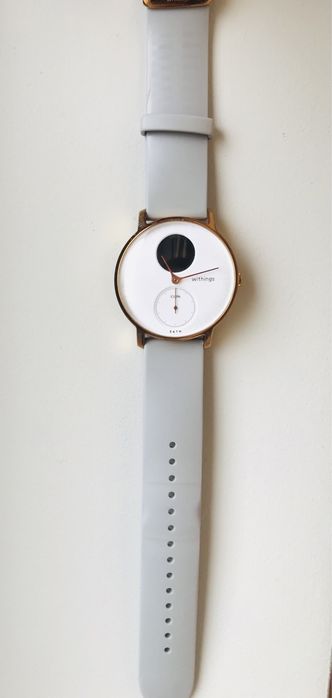 Часы смарт Withing