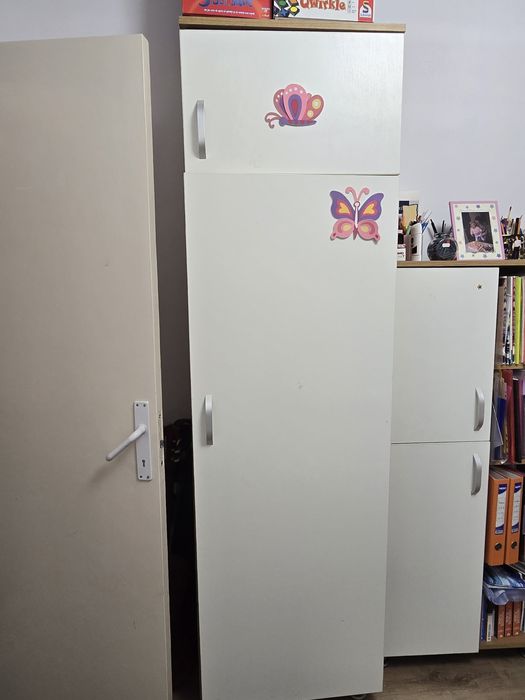 Dulap din pal pentru camera  copii