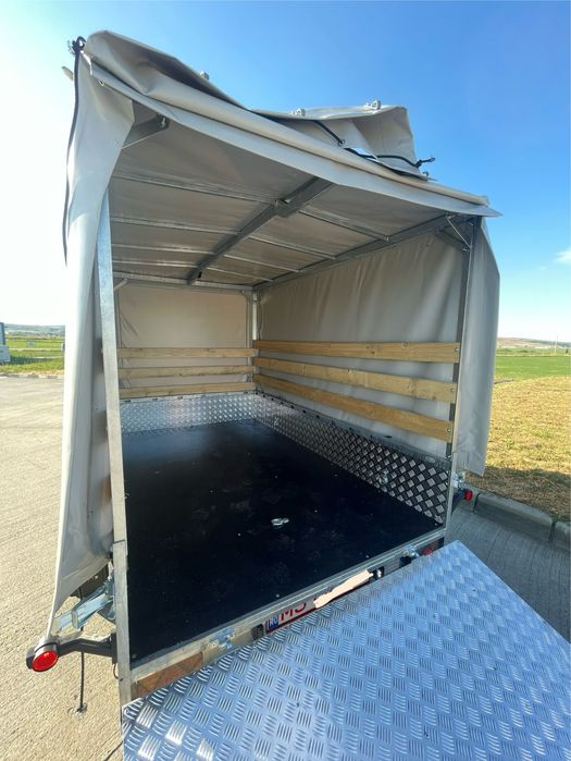 remorca  2500 L/ 1500 l  pentru inchiriat
