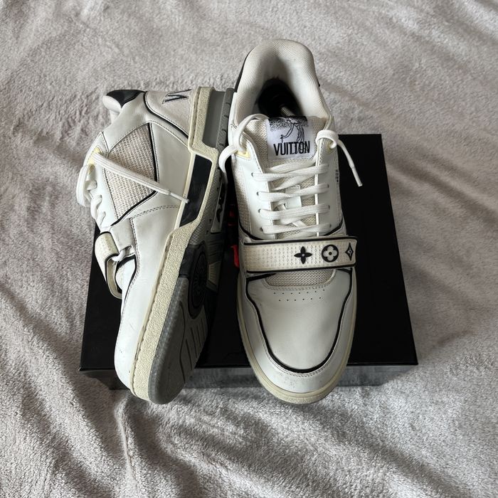 Adidasi Louis Vuitton