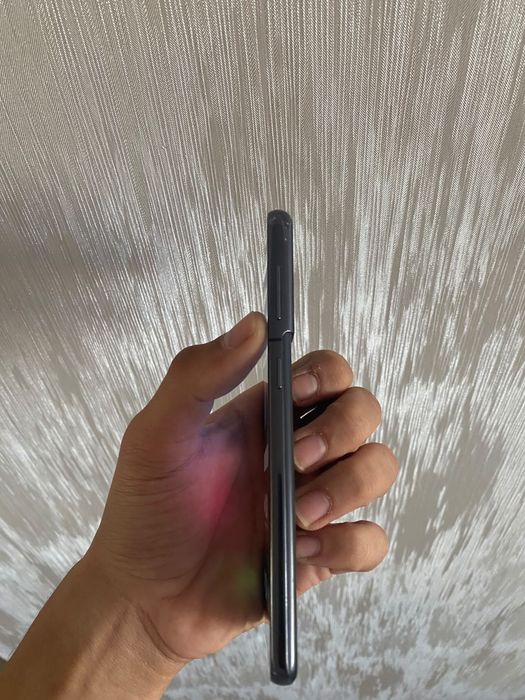 Samsung S21  Самсунг с21