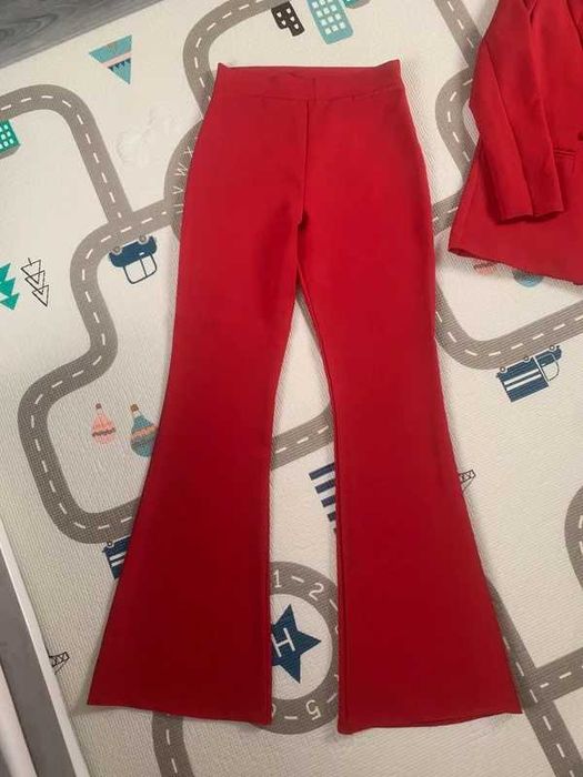 Costum  elegant de dama Tessa