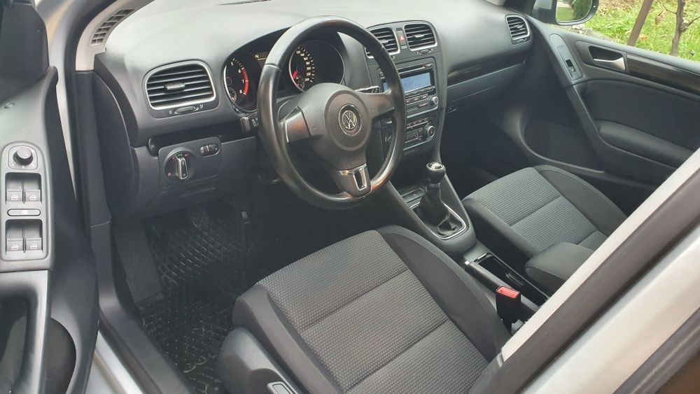 Golf 6 1.6 MPI euro 5 152.000 km incalzire in scaune dublu climatronic