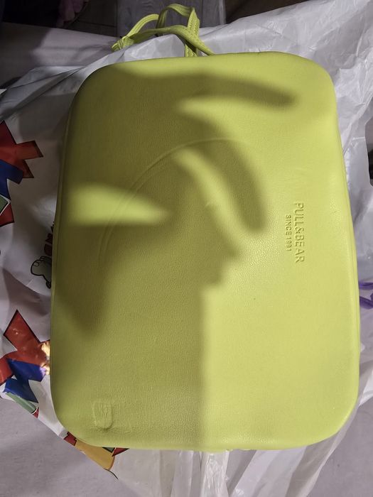 Чанти Adidas, Reebok и Pull&Bear