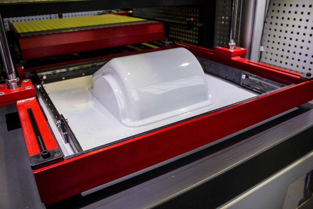 вакуумная формовка в широком фармате