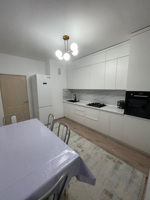 2 бөлмелі квартира ұзақ мерзімге жалға беріледі