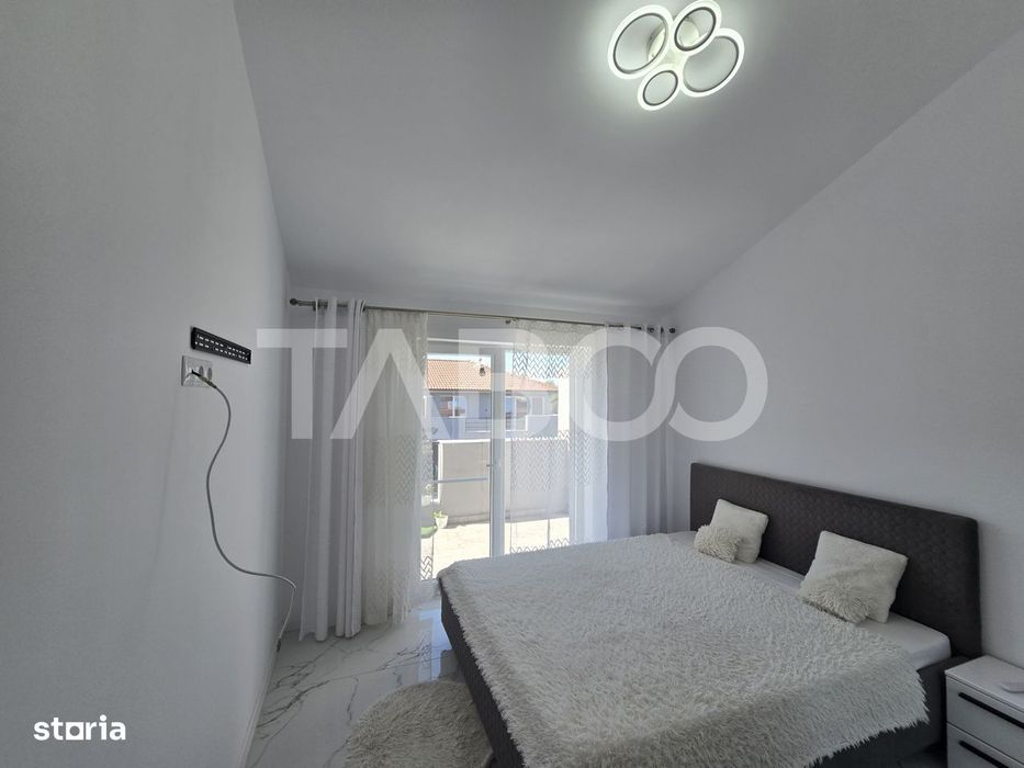Comision 0-Casa tip duplex 5 camere 2 bai acces auto in Viile Sibiului