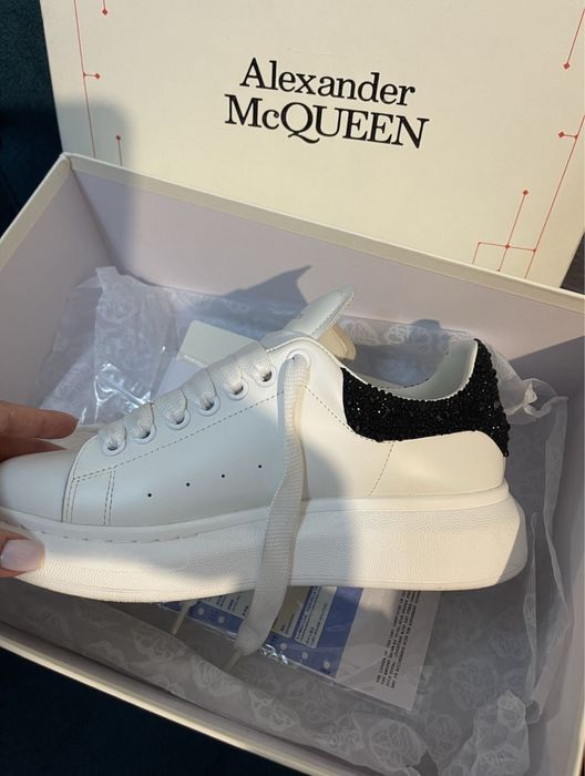 Adidasi Alexander McQueen