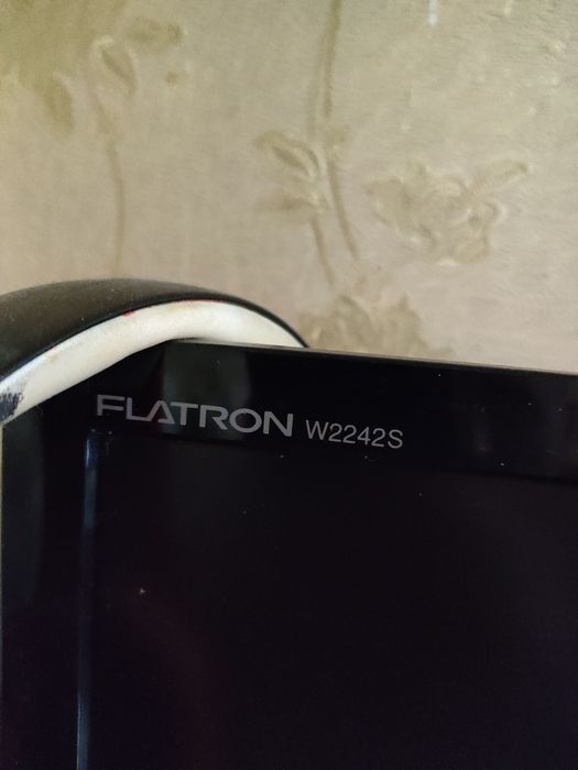 Монитор LG Flatron