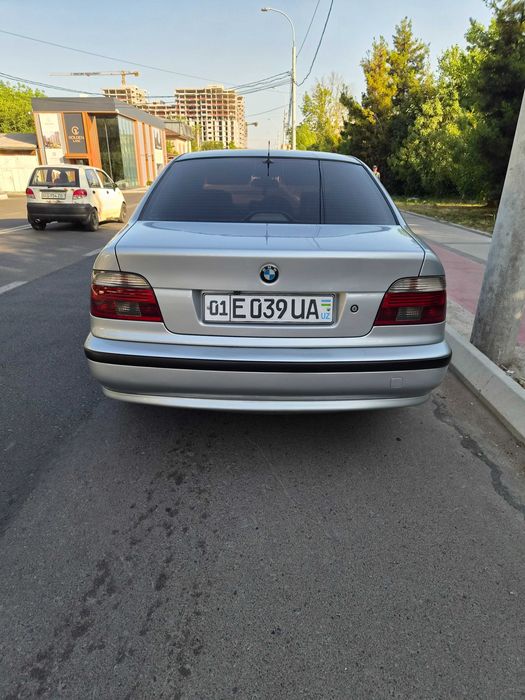 Продаю своя BMW E39