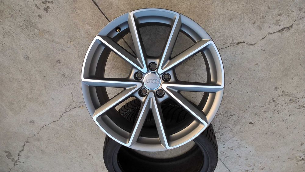 O janta 19 toli originala audi A8 cod 4H0601025CE