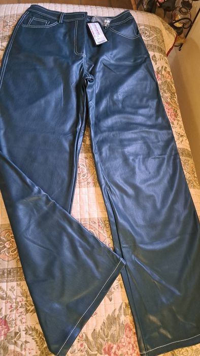 Дамски кожен панталон XL