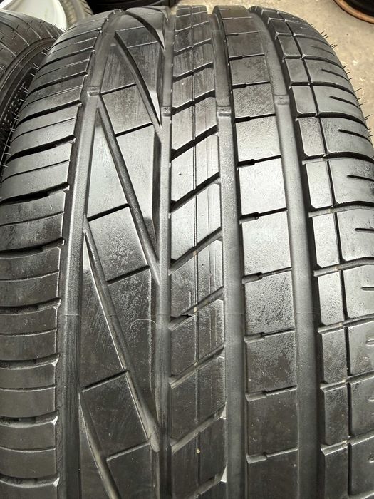 2x Anvelope Vara 245/45 R19 runflat - GoodYear Excellence RFT cu stelu