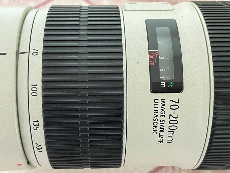 Obektiv Canon 70x200 holati zur