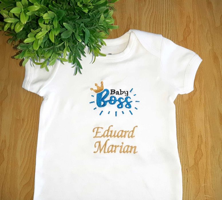 Body brodate personalizate pentru bebelusi