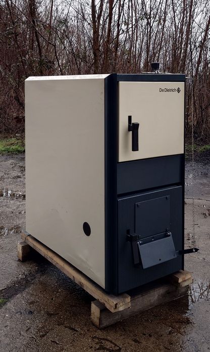 Чугунен котел на твърдо гориво Де Дитрих/ De Dietrich 44 kW