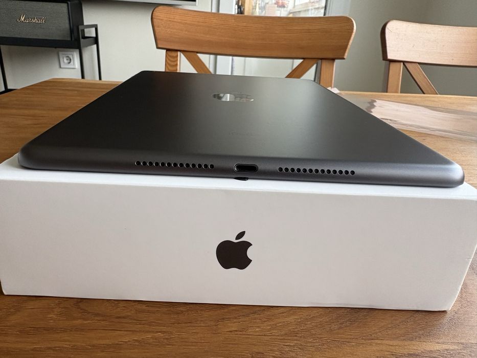 iPad 8 Като Нов Space Gray